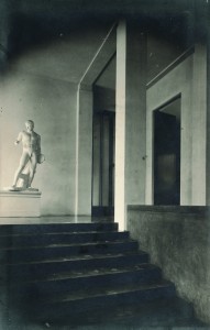 Eingangshalle im Haus Stonborough-Wittgenstein, Oktober/November 1928, C The Ludwig Wittgenstein Archive